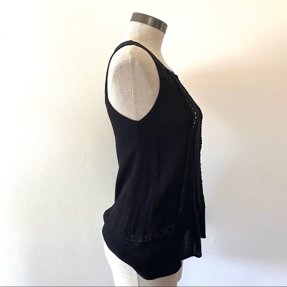 Acemi Black Sleeveless Top - Picture 3 of 10